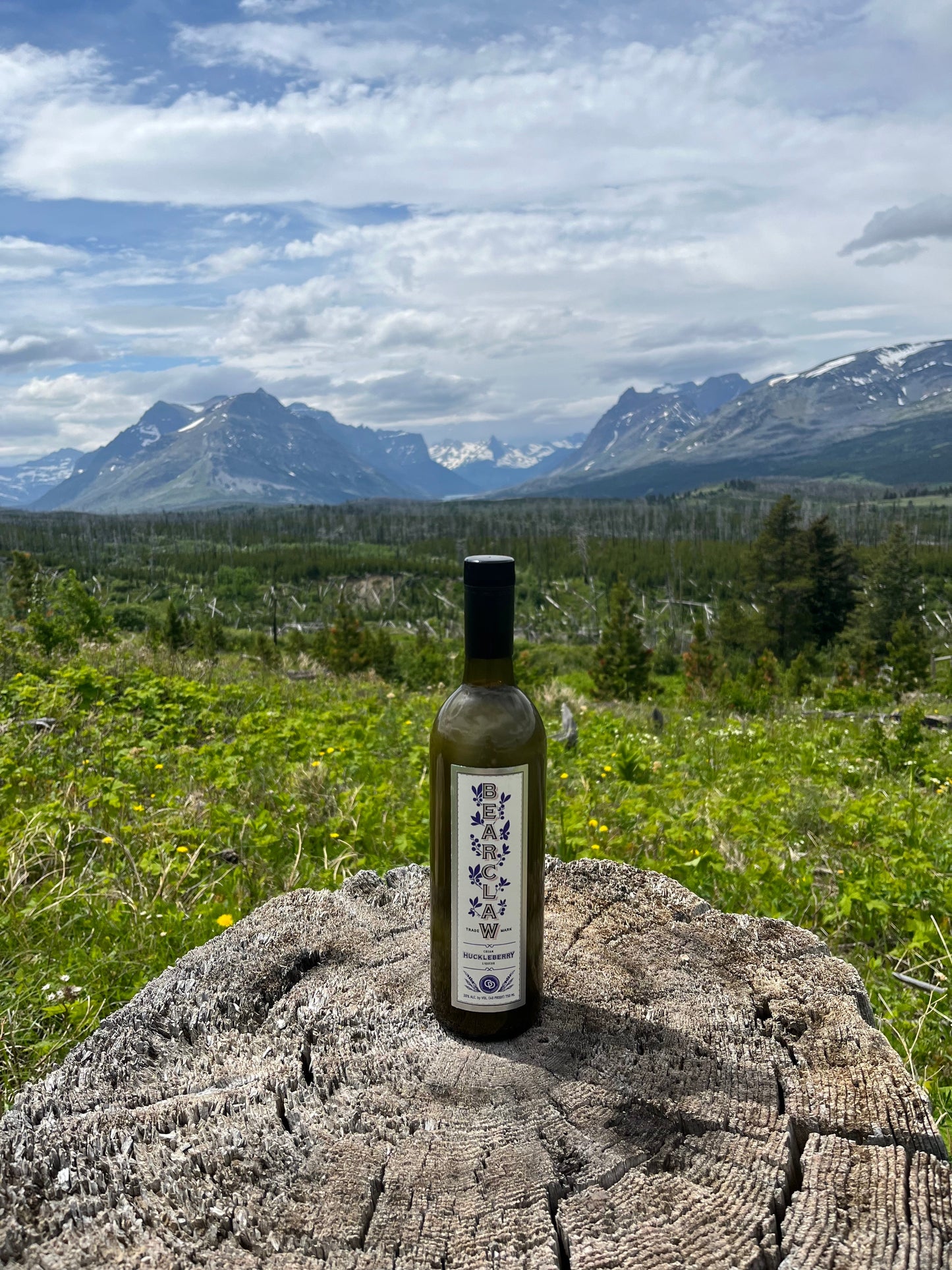 Glacier Bearclaw Huckleberry Cream Liqueur